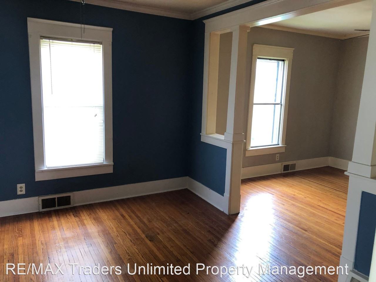1208 E Samuel Ave - Photo 2 of 13