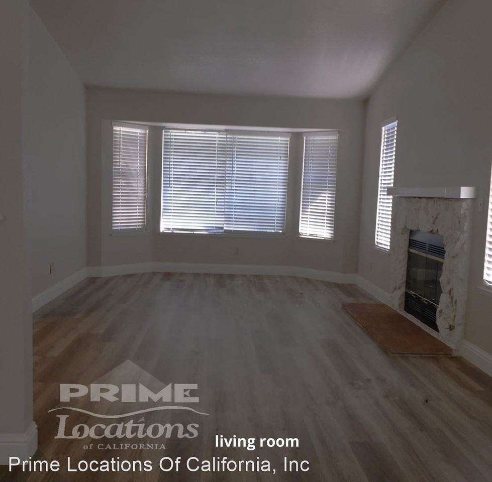 1008 Wabash Ct - Photo 2 of 8