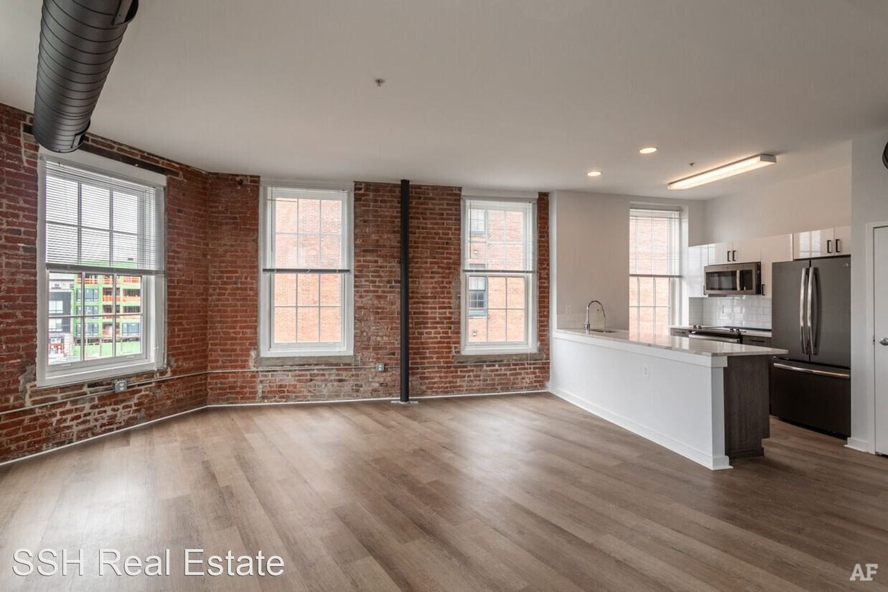 Carriage Wheel Lofts Apartments - Photo 3 of 32