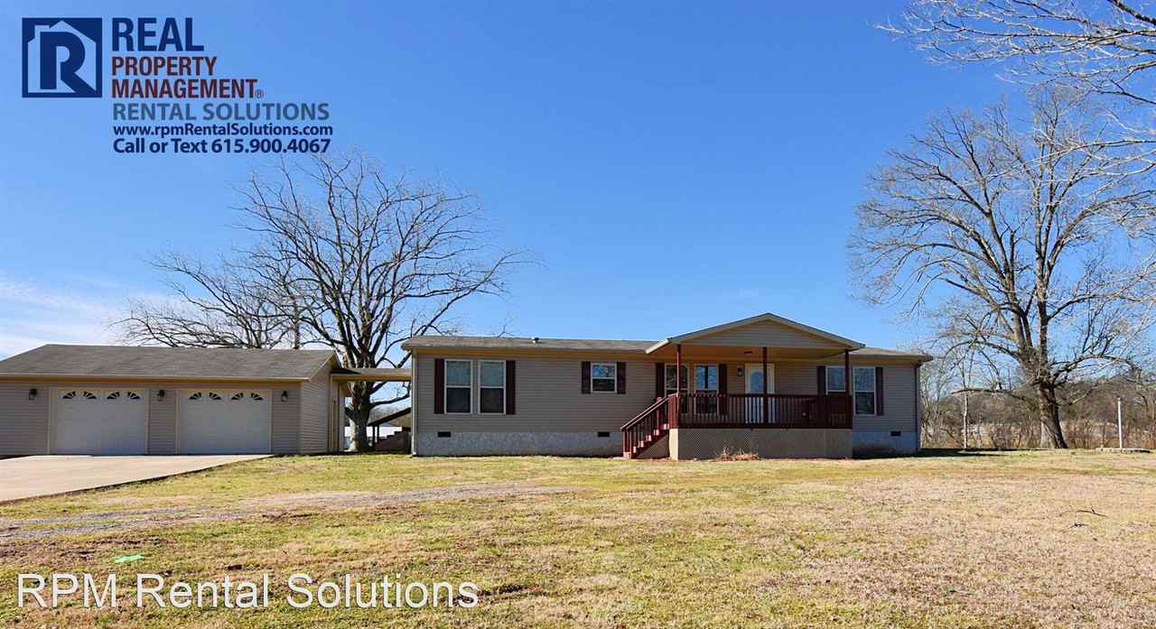 1677 Oscar Crowell Rd - Photo 2 of 26