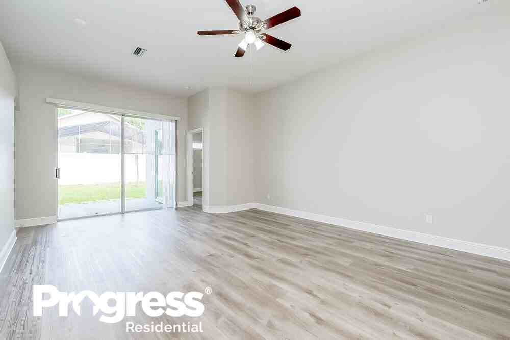 2614 Vinedale Ave - Photo 3 of 16