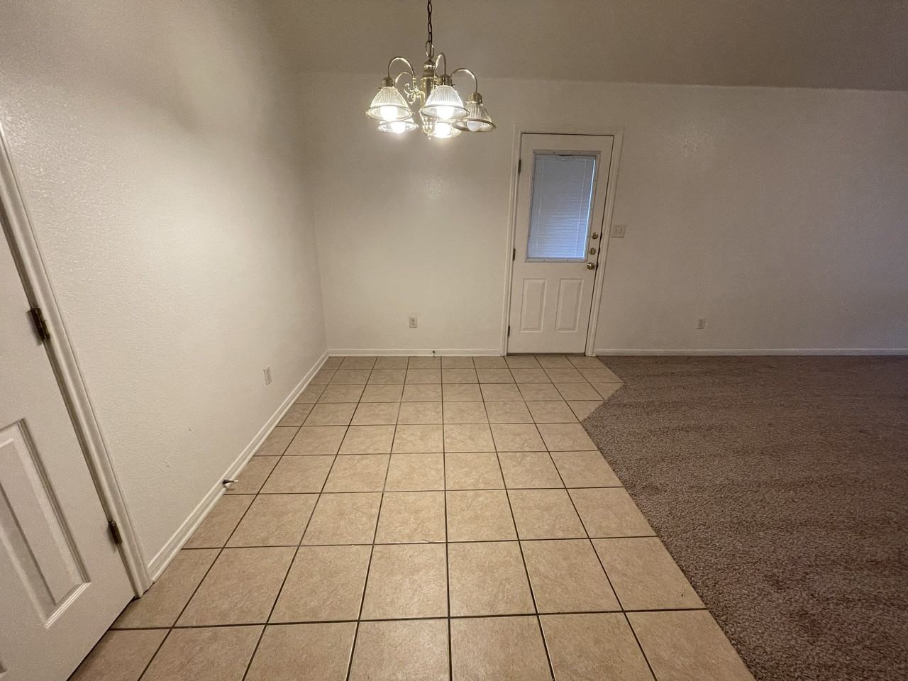 4800 John David Dr - Photo 2 of 13