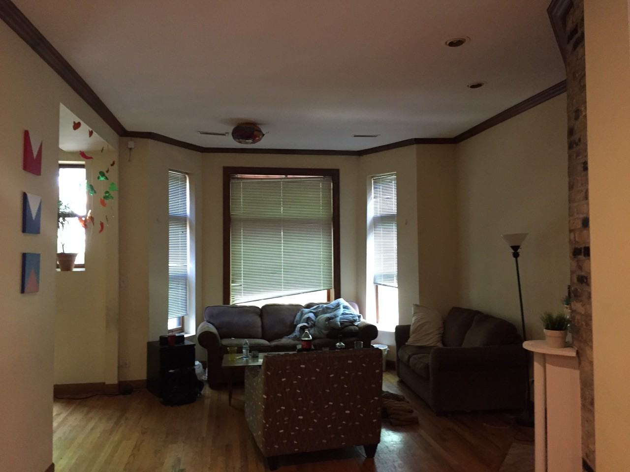 2622 N Wilton Ave - Photo 3 of 14