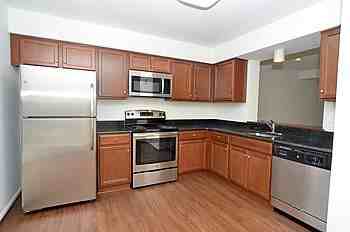 10366 College Sq - Photo 2 of 22