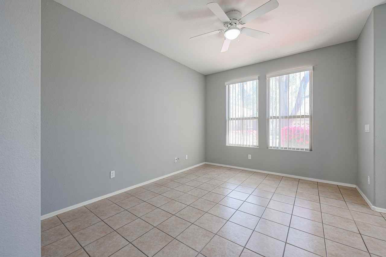 3672 E Sundance Ave - Photo 7 of 38