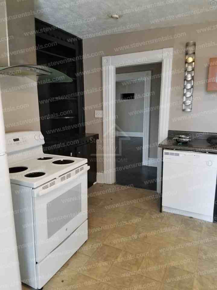 312 E Woodland Ave - Photo 2 of 13