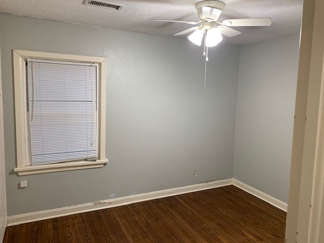 2058 S Johnstone Ave - Photo 3 of 16