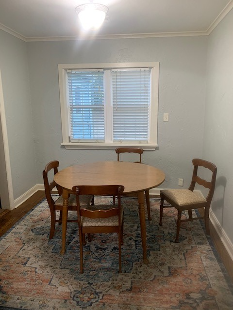 2058 S Johnstone Ave - Photo 5 of 16