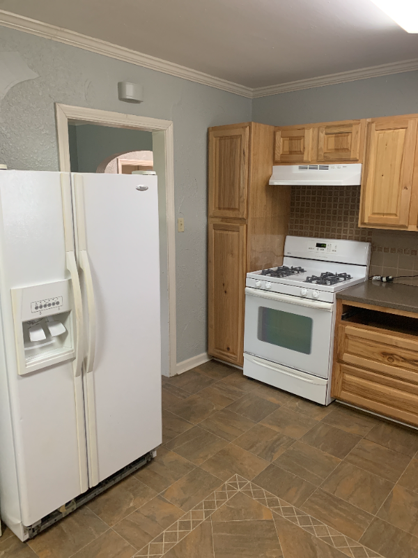 2058 S Johnstone Ave - Photo 7 of 16