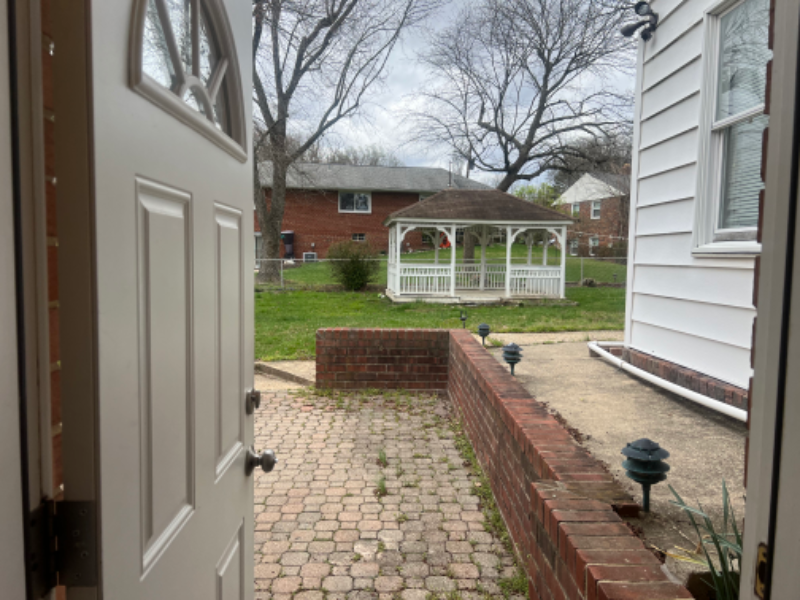 3123 Calverton Blvd - Photo 3 of 15