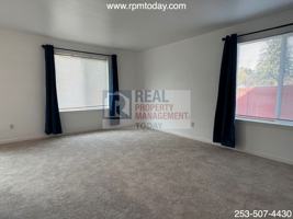 featured image of 334 Tacoma Blvd S #334