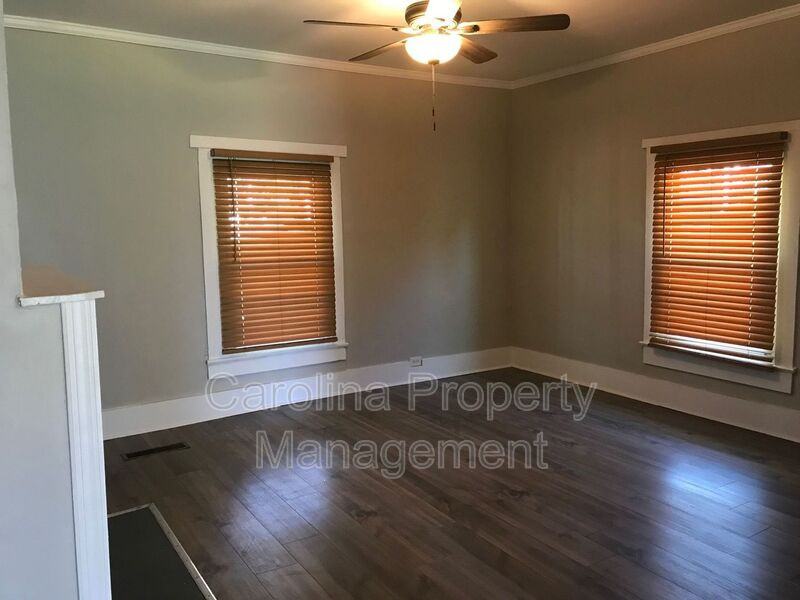 213 W King Street Kings Mountain - Photo 2 of 6