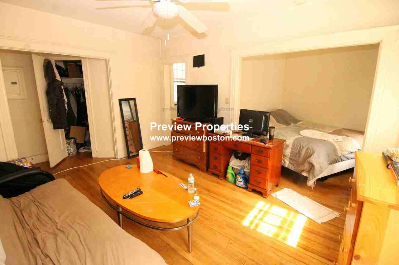 Sidlaw Rd #14 - Photo 3 of 12
