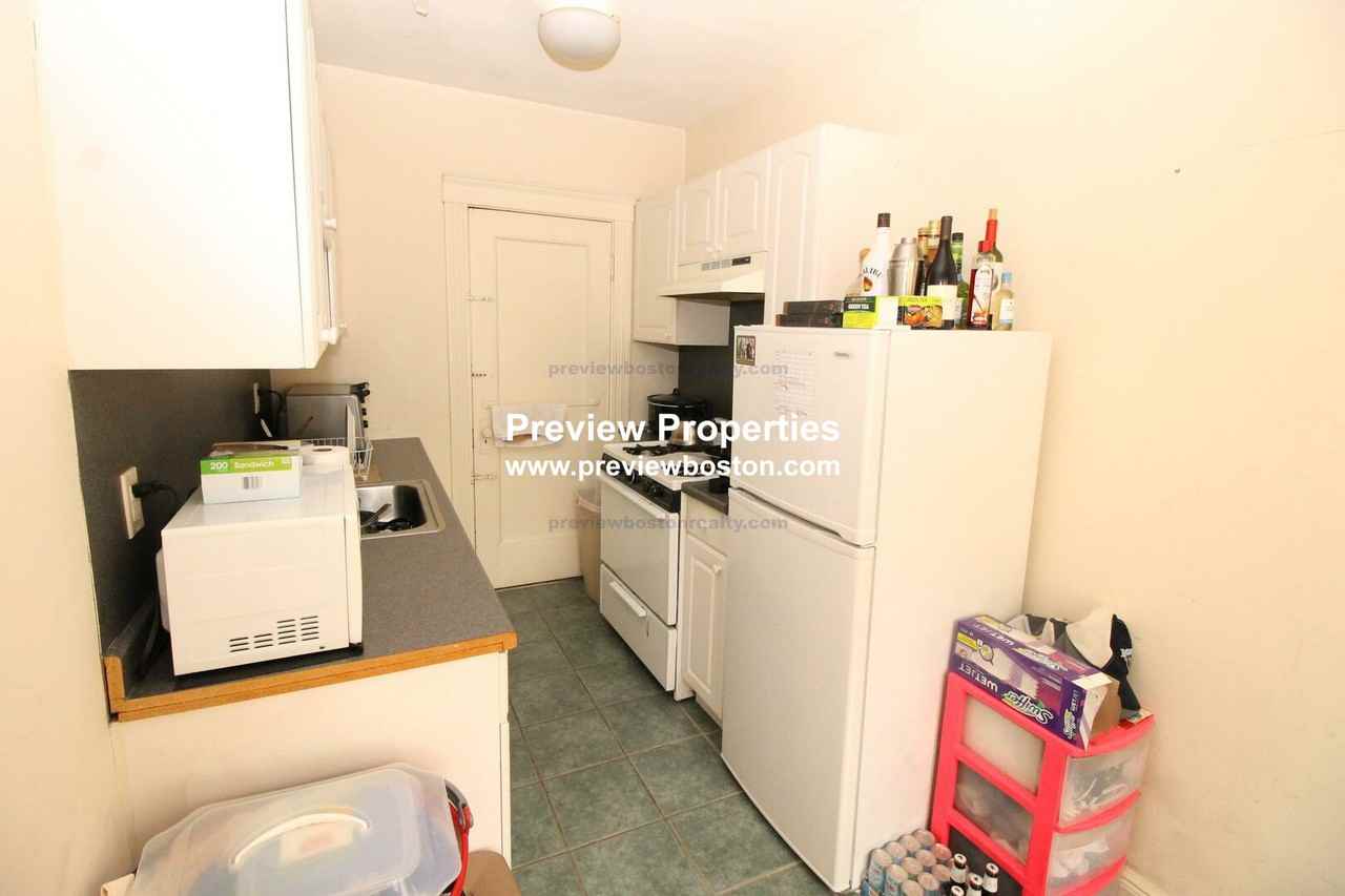 Sidlaw Rd #14 - Photo 7 of 12
