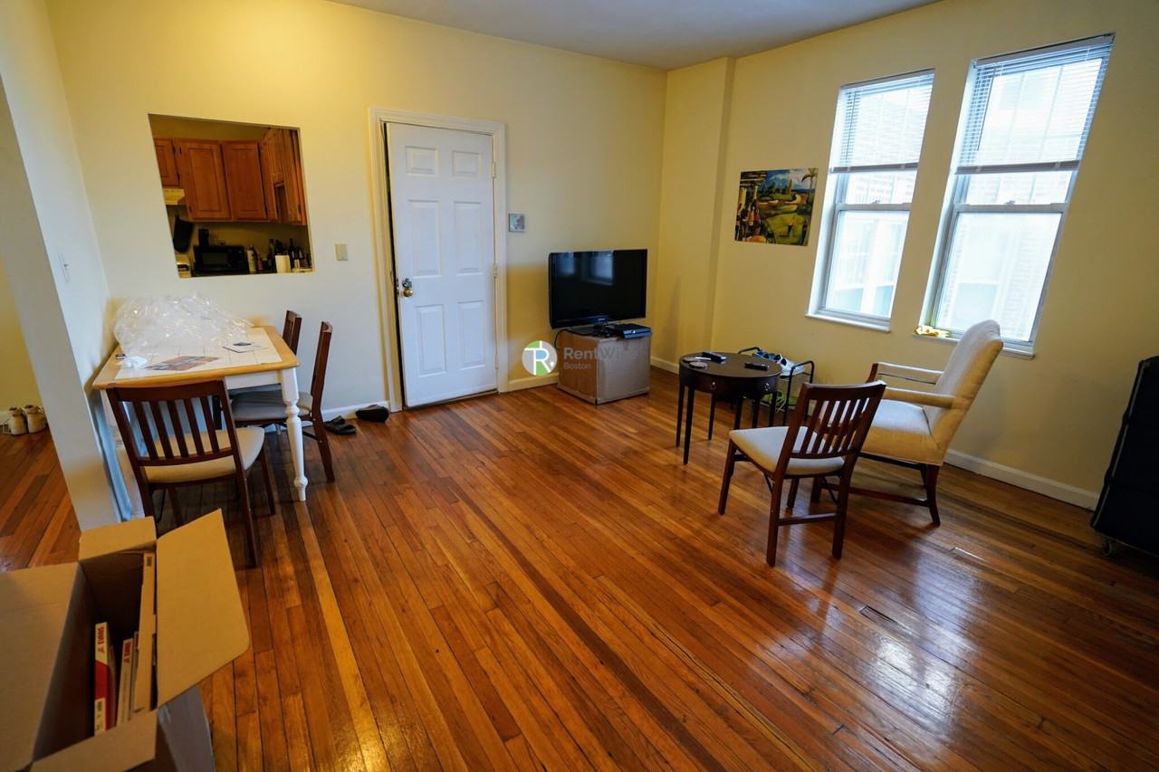 15 Lorraine Ter #1 - Photo 3 of 20