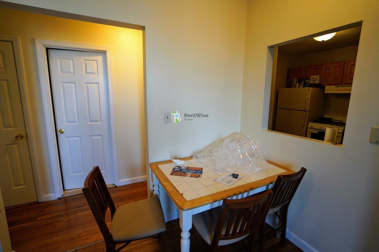 15 Lorraine Ter #1 - Photo 7 of 20