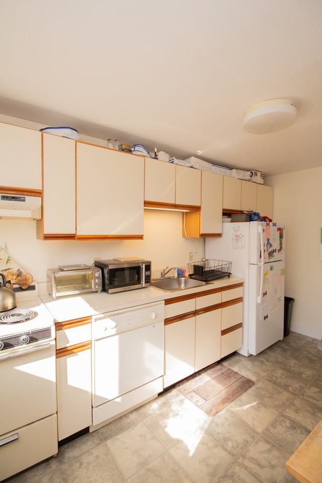 79 Chestnut St #3 - Photo 4 of 6