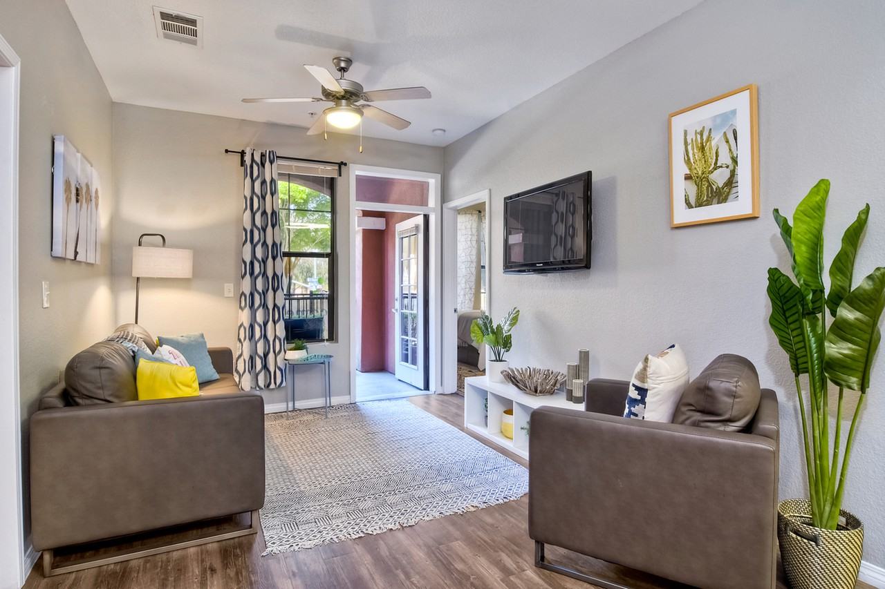 Fifty Twenty-Five - Photo 2 of 50