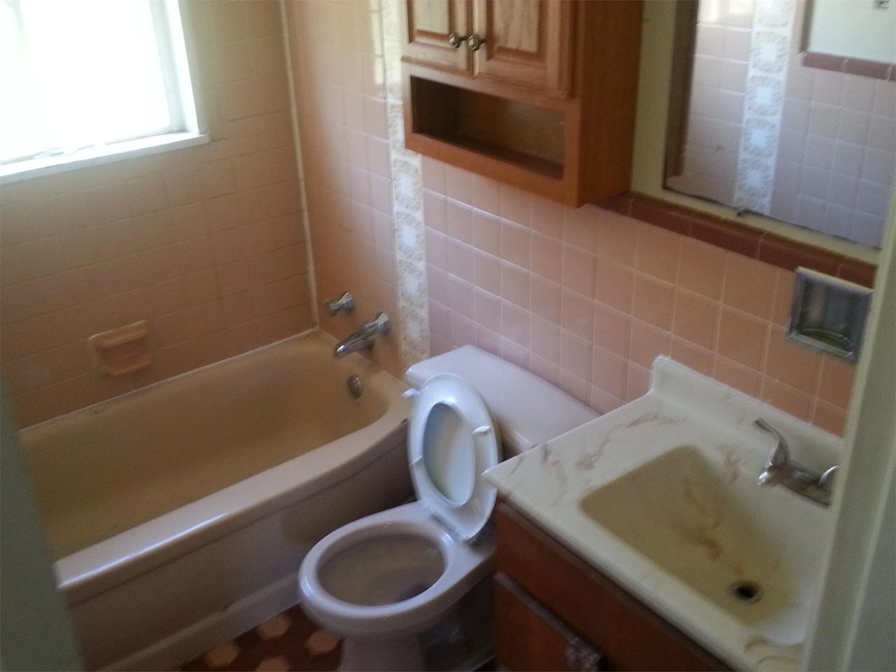 3019 Lakewood Dr #1 - Photo 7 of 8