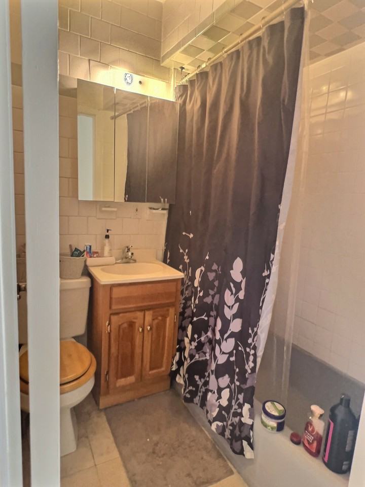 1482 Beacon St #33 - Photo 6 of 7