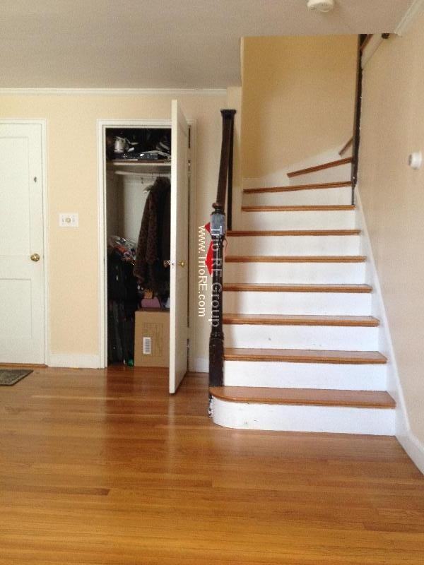 77 Carroll St - Photo 2 of 15
