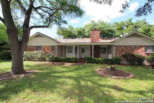 522 Royal Ct - Photo 2 of 24