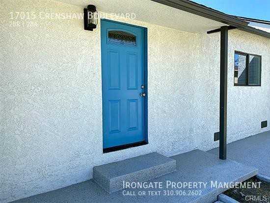 17015 Crenshaw Blvd - Photo 2 of 10