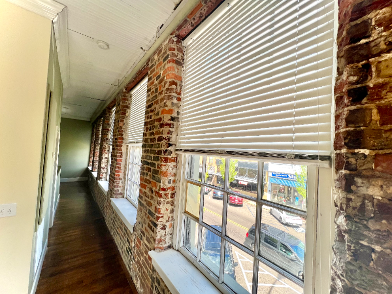 427 College St #4 - Photo 4 of 8