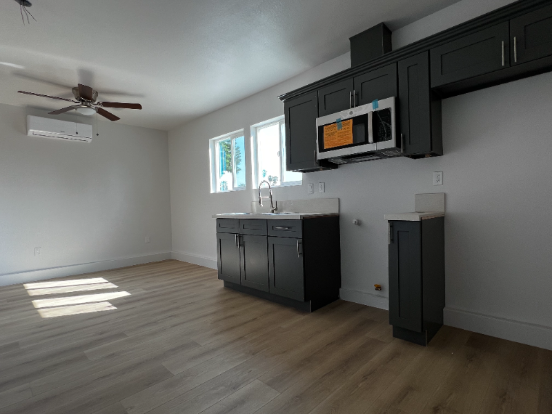14709 Blackwood St - Photo 2 of 12