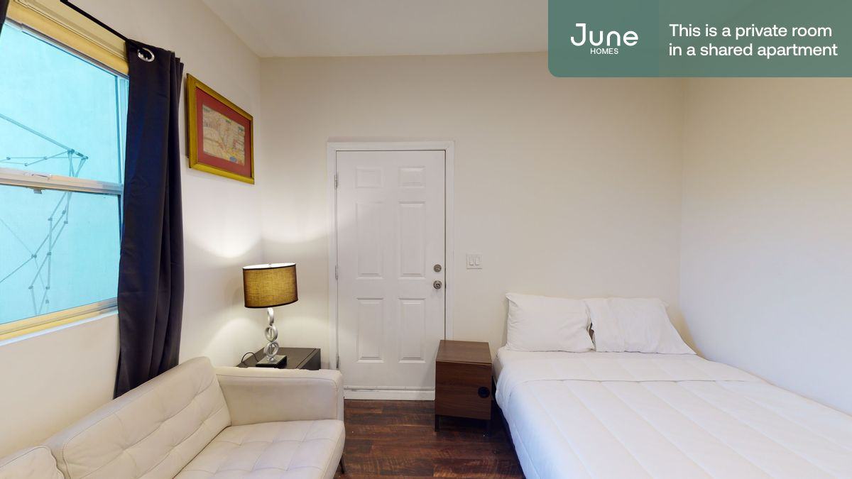 731 S Rampart Blvd #D