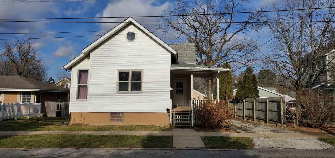 807 Wood St #2 - Photo 6 of 11