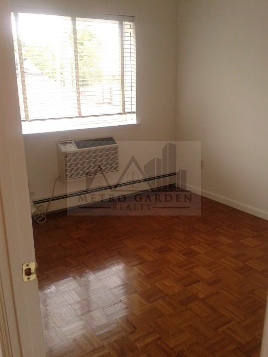 75-35 113th Street - Photo 2 of 8