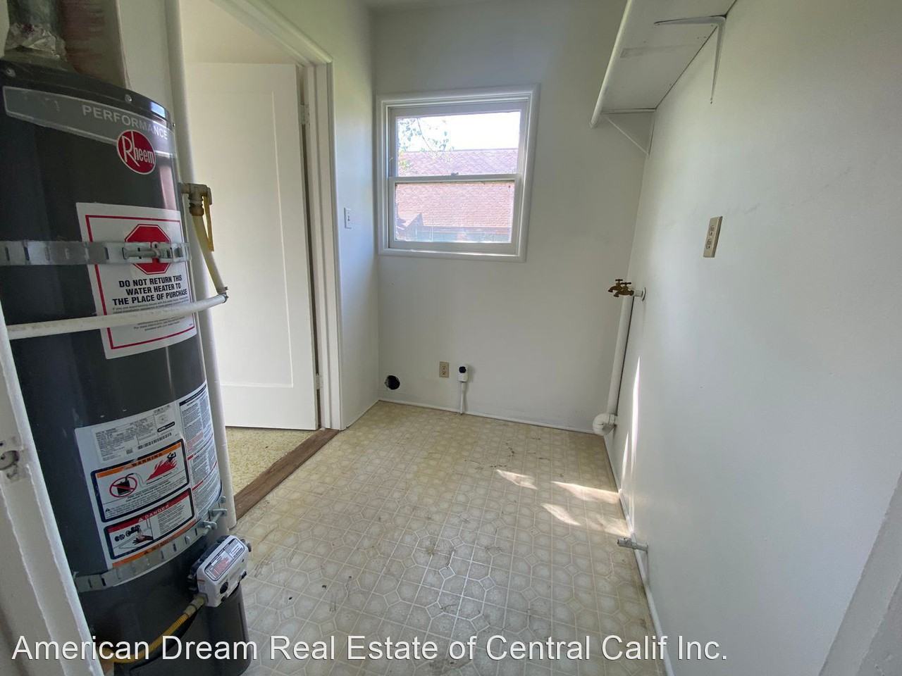 1511 Whitley Ave - Photo 2 of 6