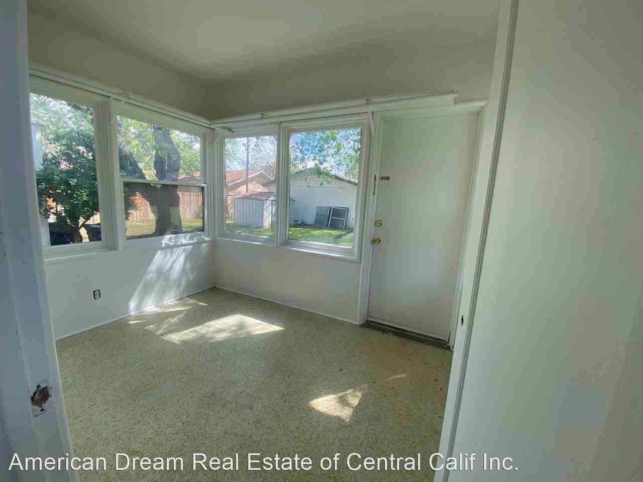 1511 Whitley Ave - Photo 3 of 6