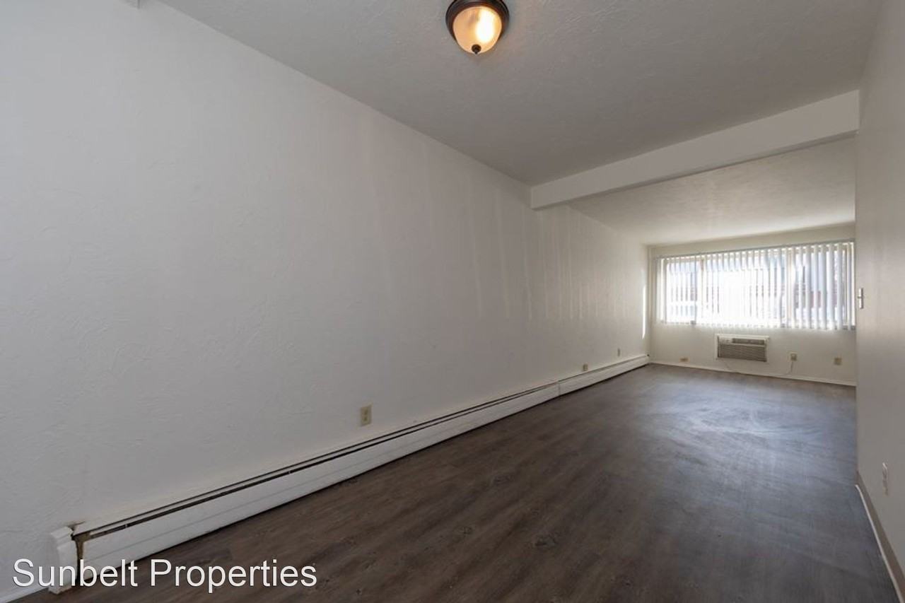 864 Rosewood Dr - Photo 3 of 50