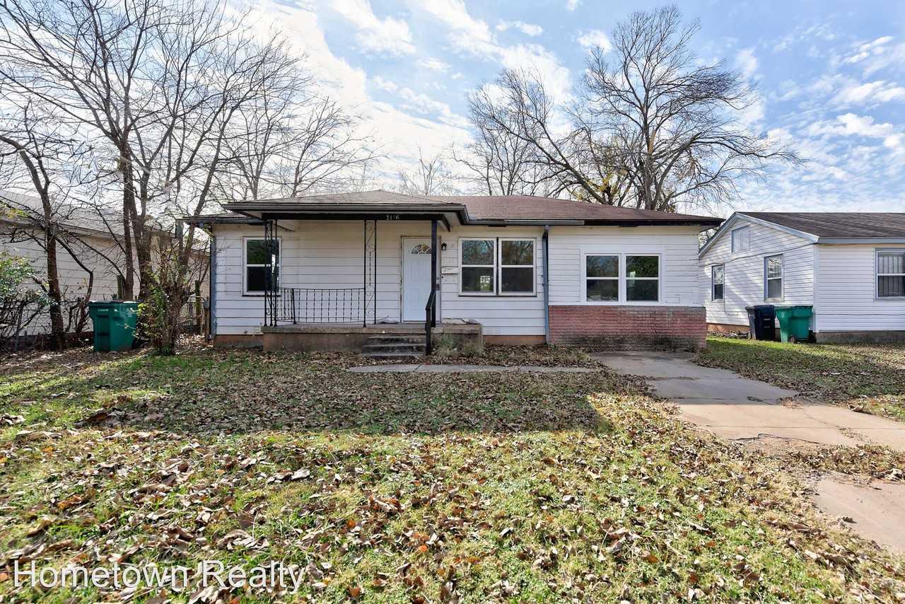 3116 Ne 13th St - Photo 2 of 28