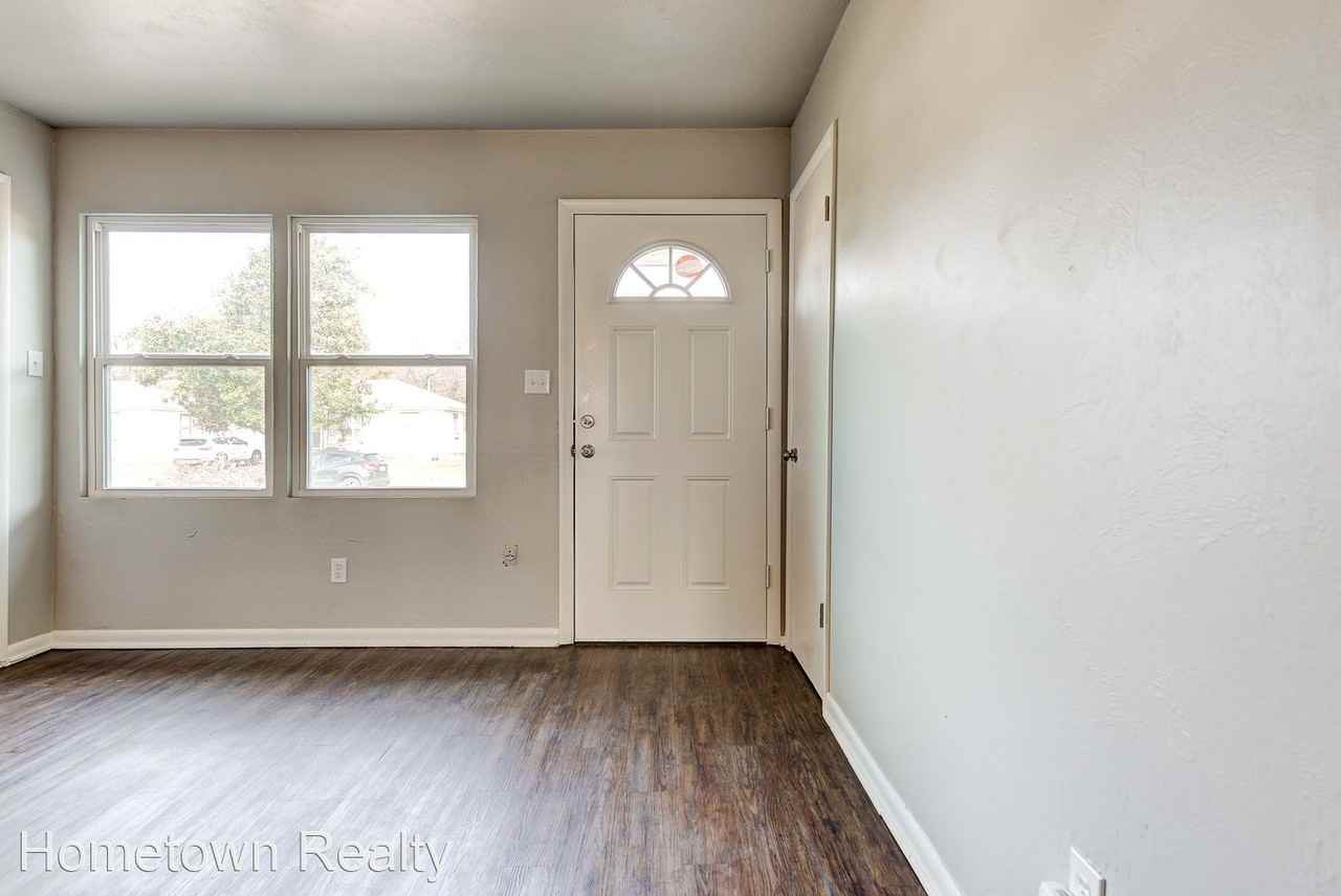 3116 Ne 13th St - Photo 3 of 28