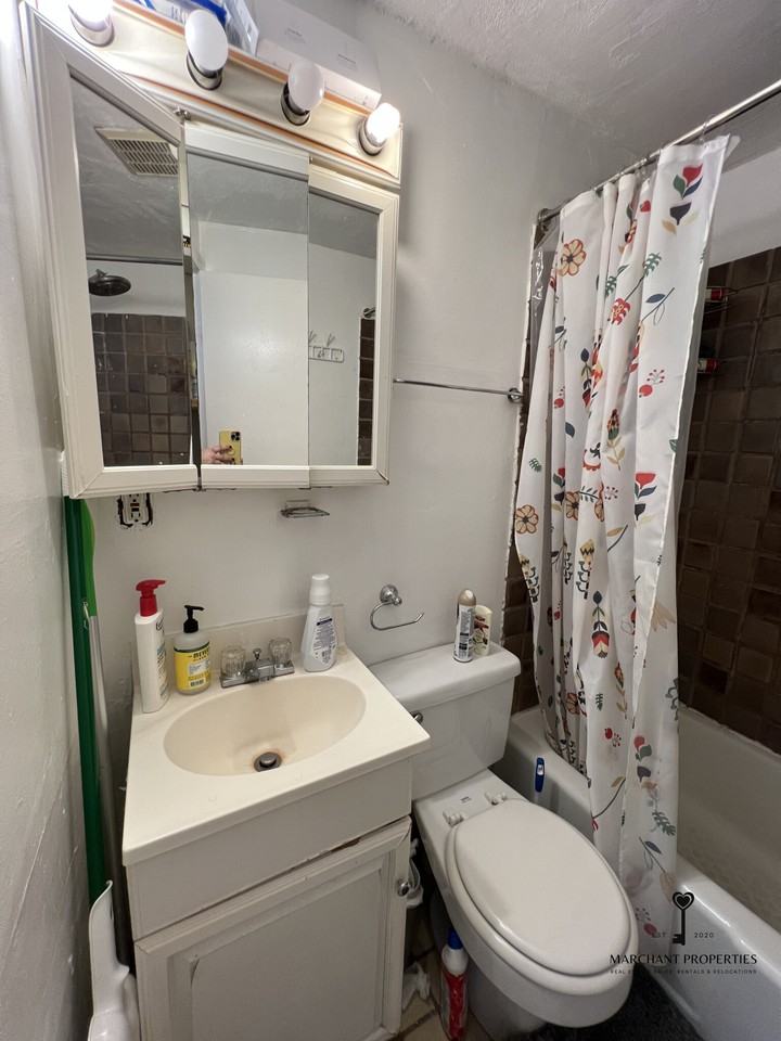 55 S Huntington Ave #302 - Photo 6 of 27