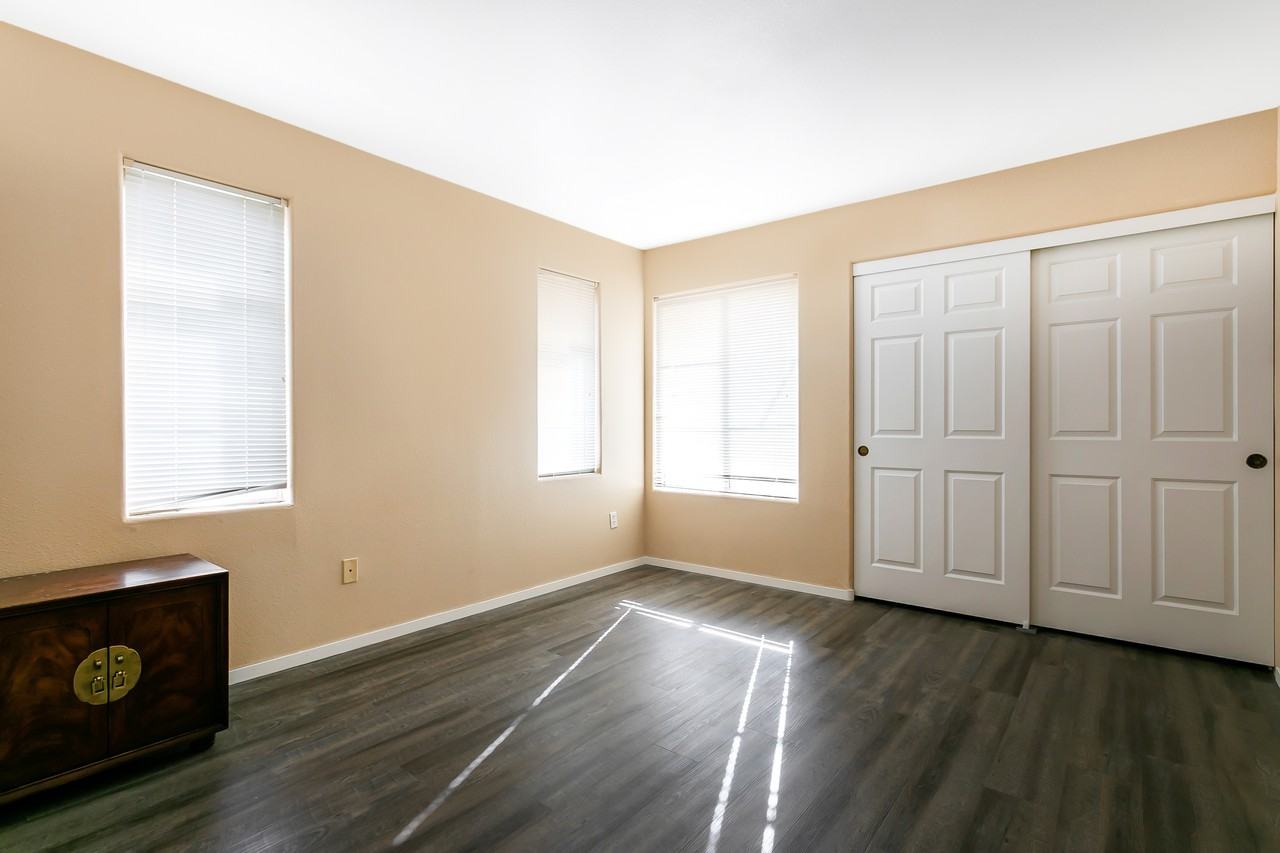 4504 W Lake Mead Blvd #201 - Photo 4 of 24