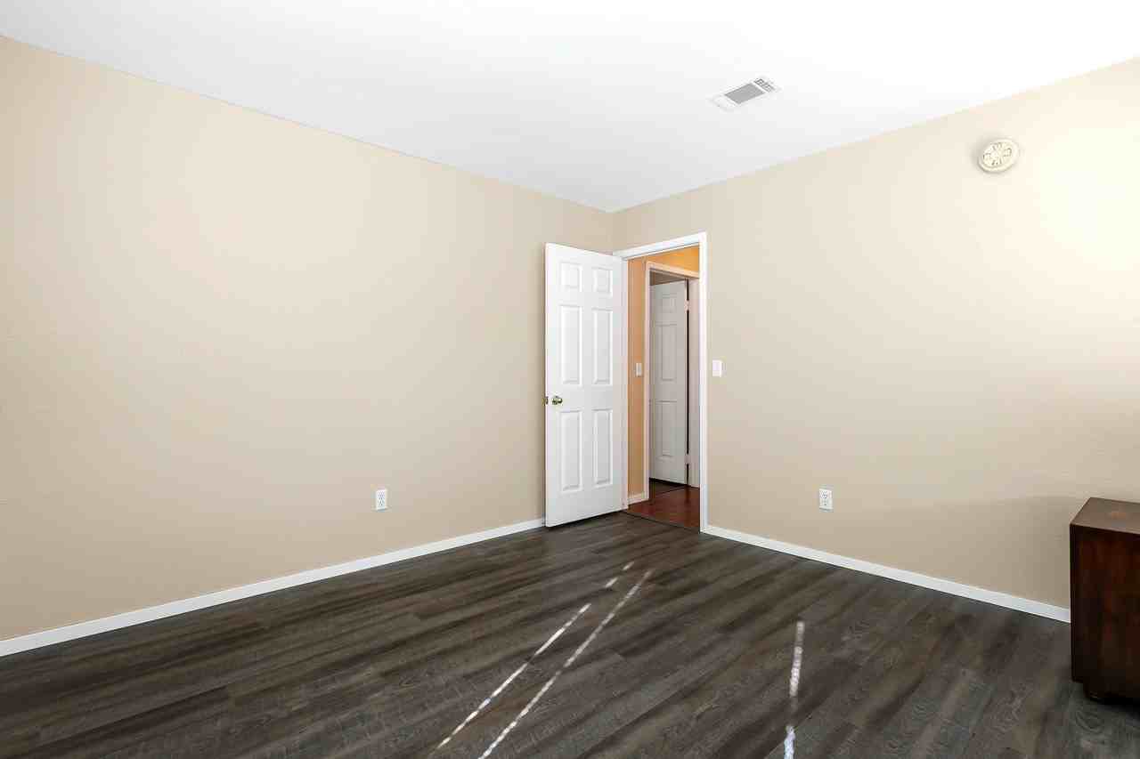 4504 W Lake Mead Blvd #201 - Photo 7 of 24