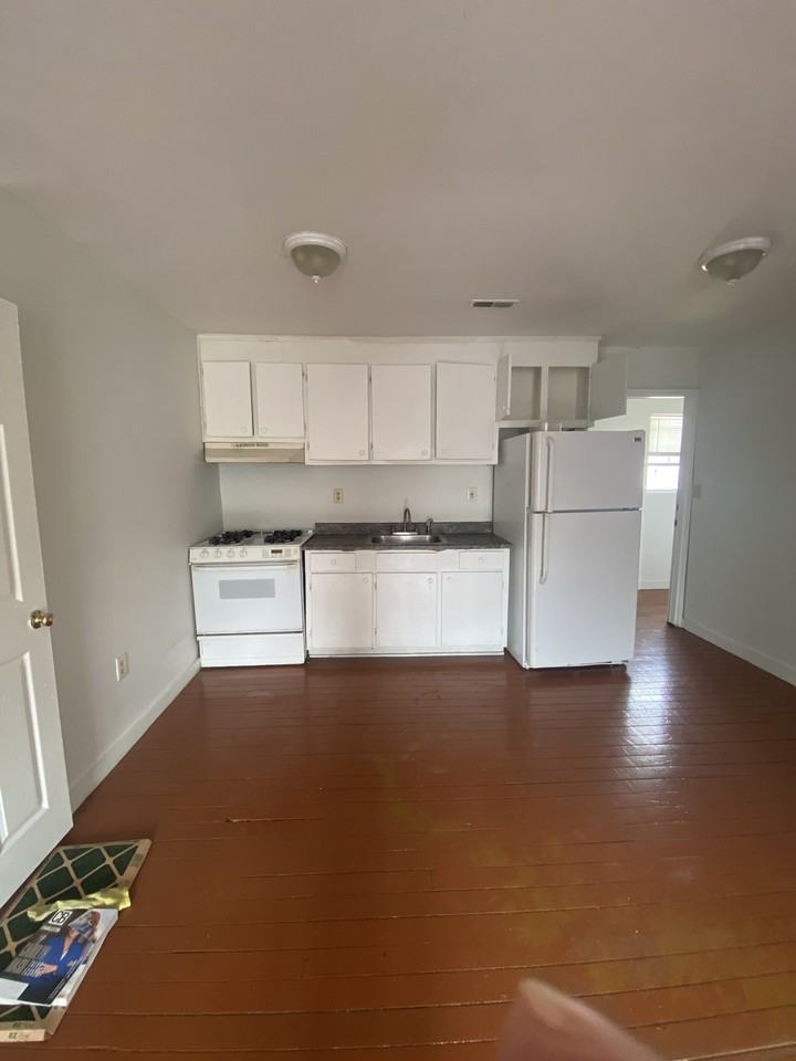 1 Dewey St - Photo 3 of 13