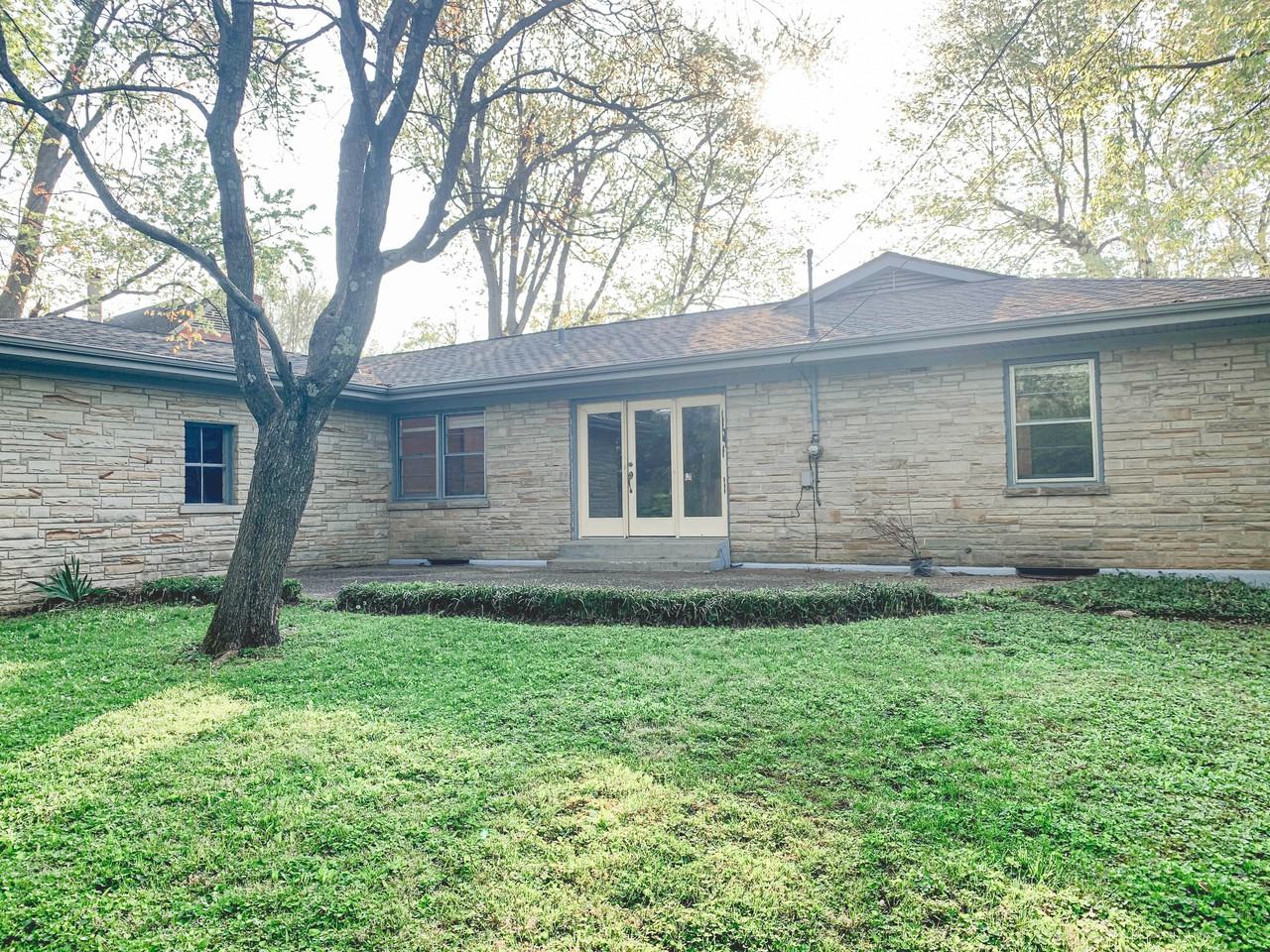 3117 Starling Dr - Photo 2 of 35