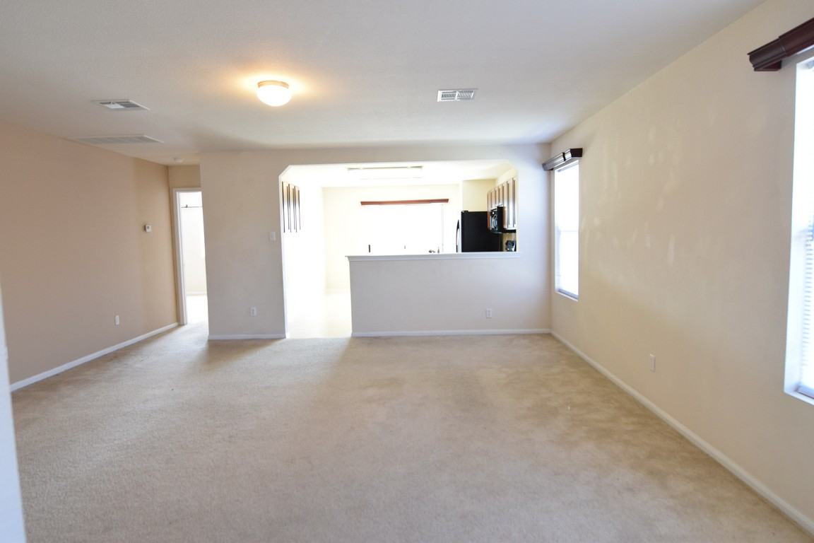 25 Avrshire Ln - Photo 6 of 18