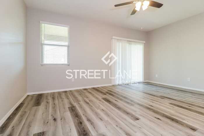30896 W Fairmount Ave - Photo 3 of 15