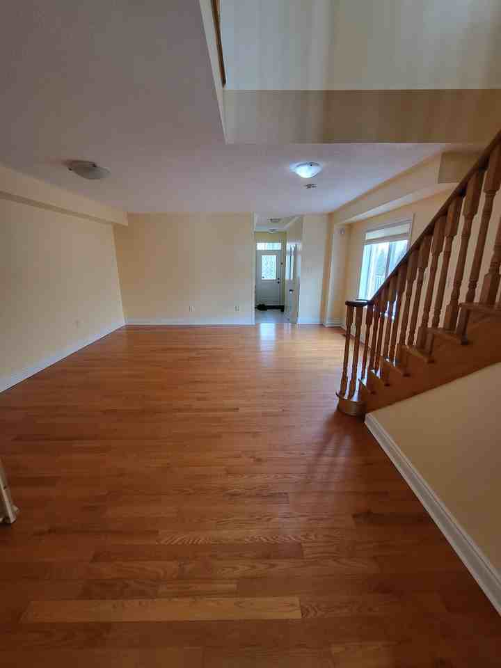 6670 Opera Glass Crescent, Mississauga, ON L5W 1R7 4 Bedroom House for