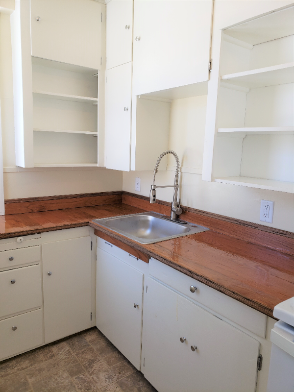 516 W Olive St #A - Photo 2 of 8