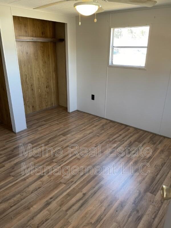 85 Taylor Rd - Photo 2 of 12