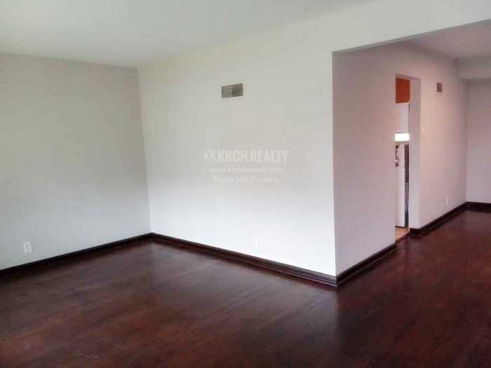 1211 Willingham Dr - Photo 2 of 7