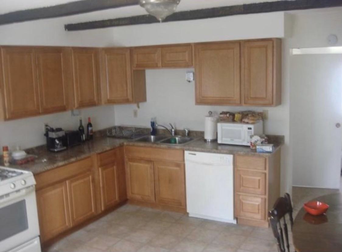 326 Grace St #1 - Photo 5 of 21