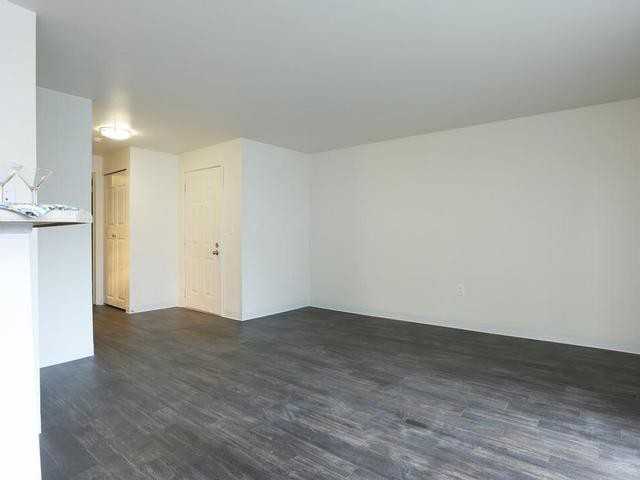 1800 Sidney Ave - Photo 3 of 12